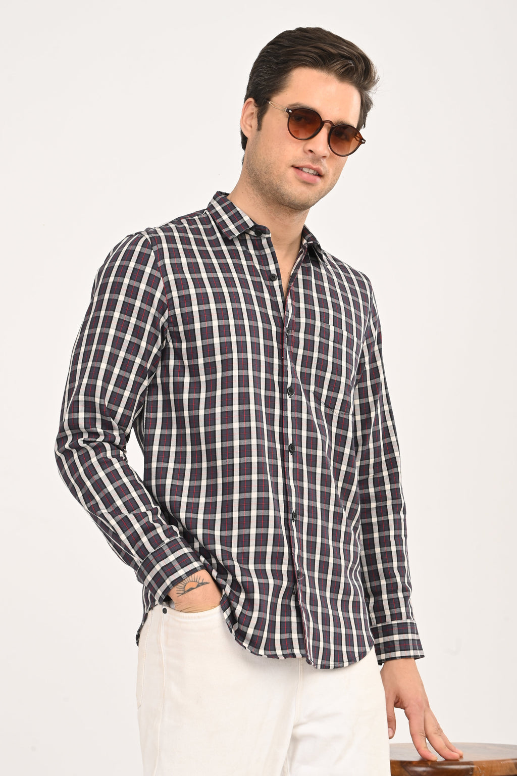 Men’s Slim Fit Checkered Shirt – Grey & Red Plaid Casual Long Sleeve Button-Down
