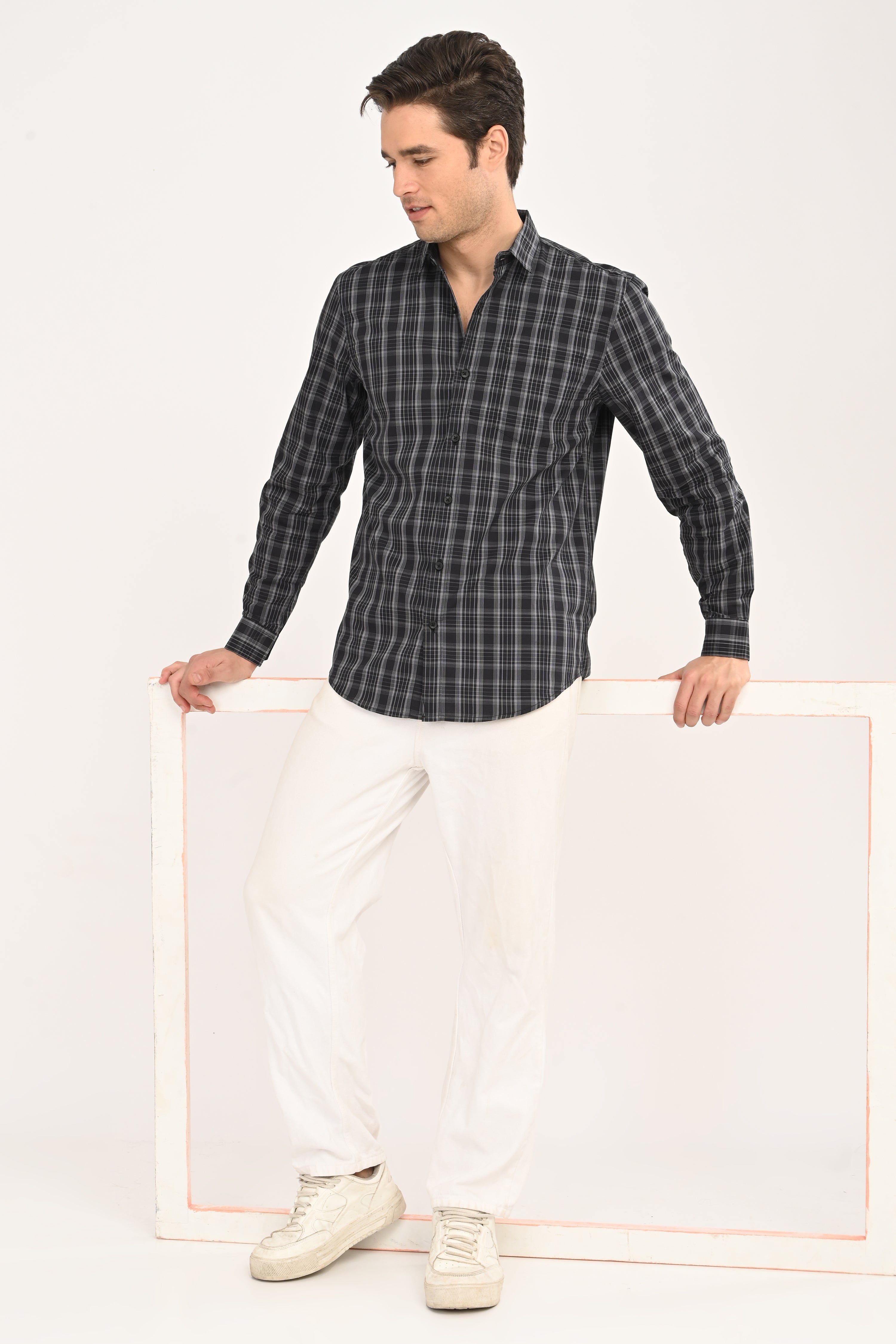 Men’s Slim Fit Checkered Shirt – Black &amp; Grey Plaid Casual Long Sleeve Button-Down