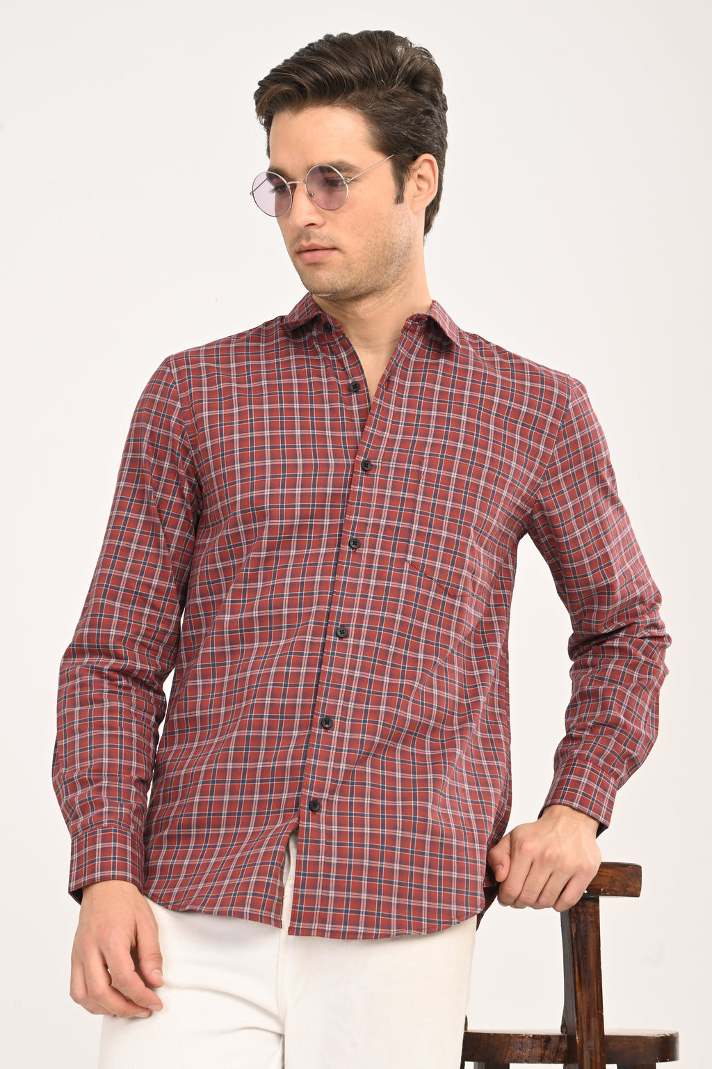 Men’s Slim Fit Checkered Shirt – Red &amp; Navy Plaid Casual Long Sleeve Button-Down