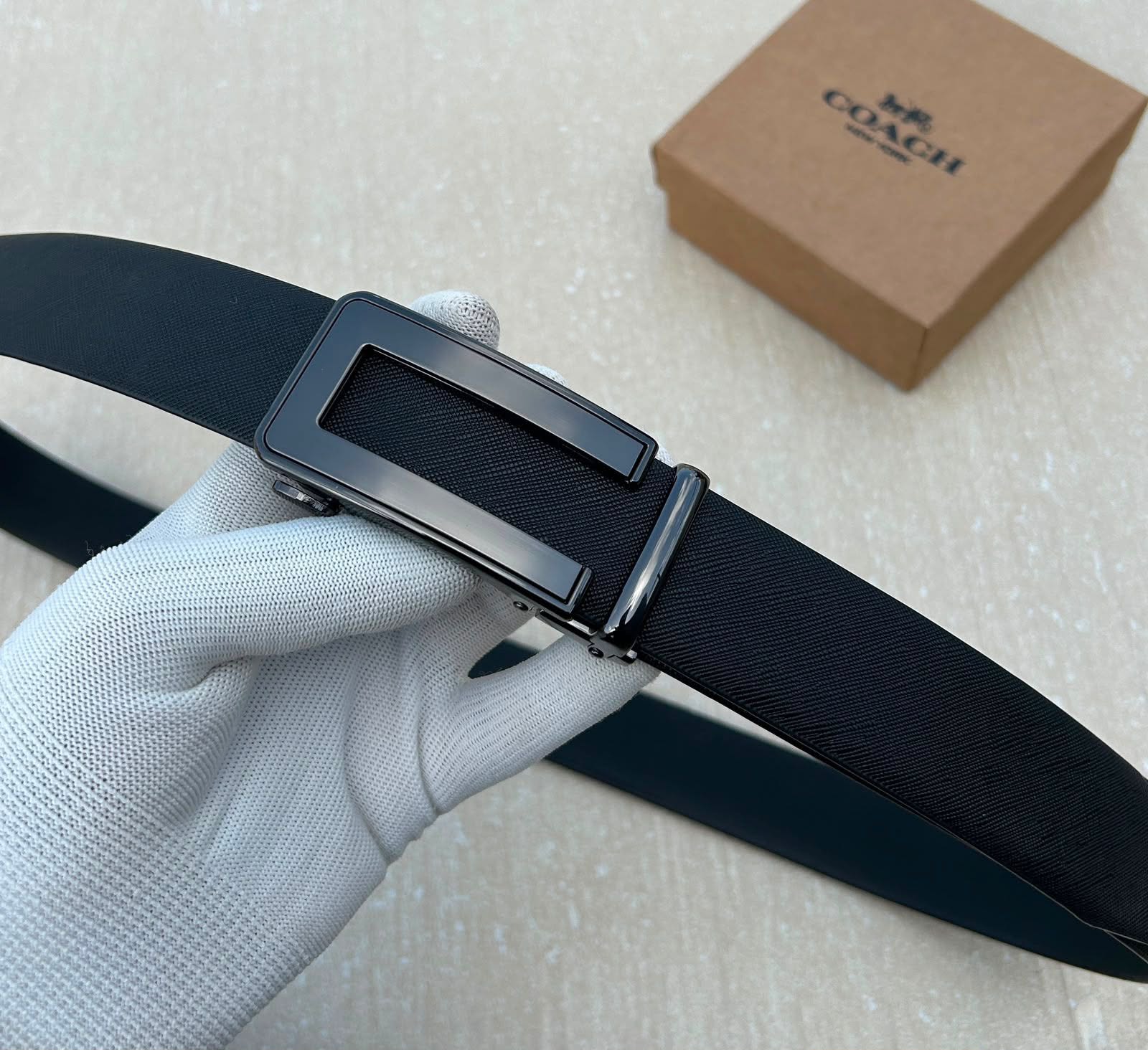Coach Boxed Wide Plaque Reversible Belt